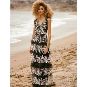 BCBGMaxazria Women’s Black and White Floral Vine Embroidered Appliqué Tulle Maxi